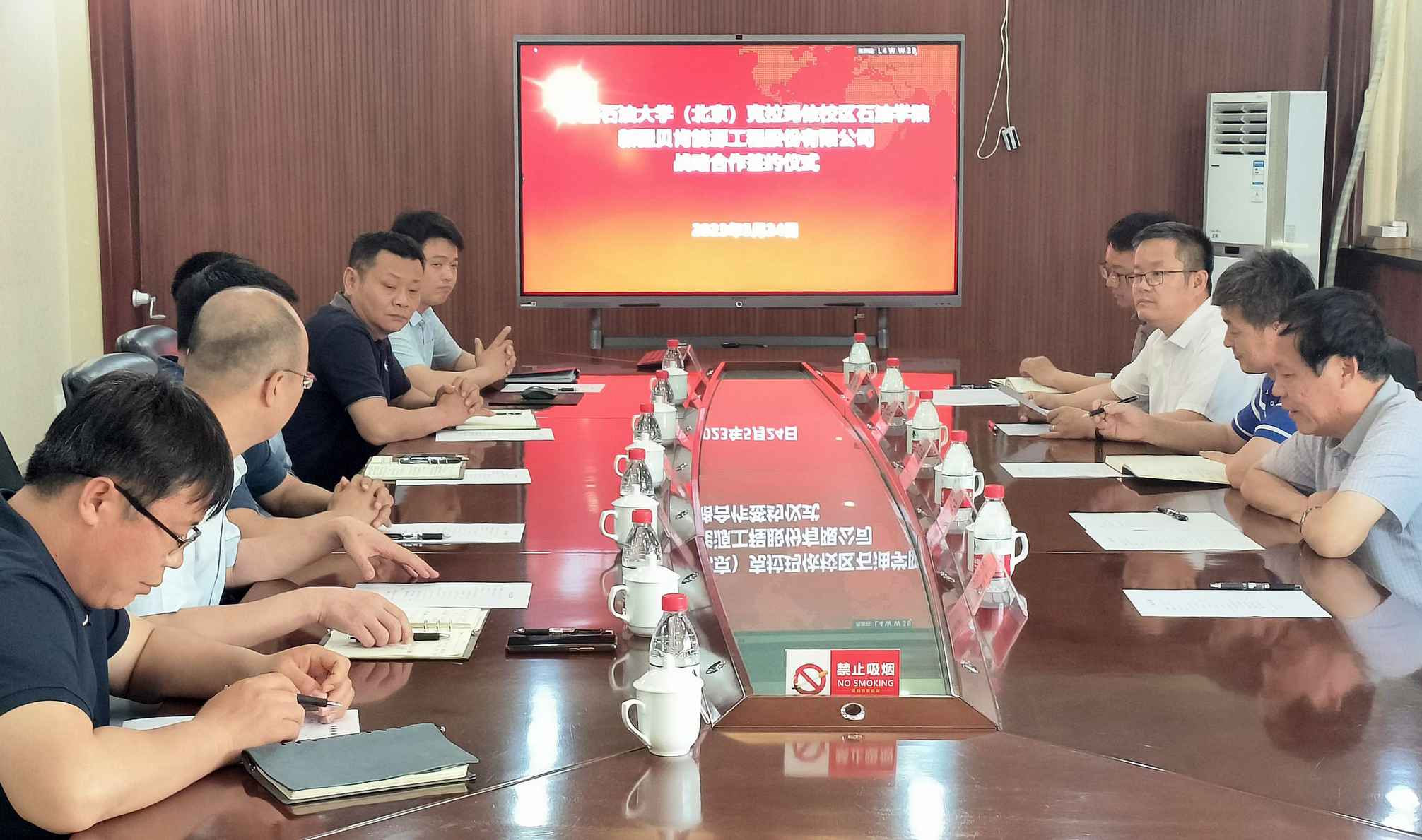 校企合作 | 伟德国际victor·1946源自与中国石油大学（北京）克拉玛依校区石油学院达成战略合作(图1)