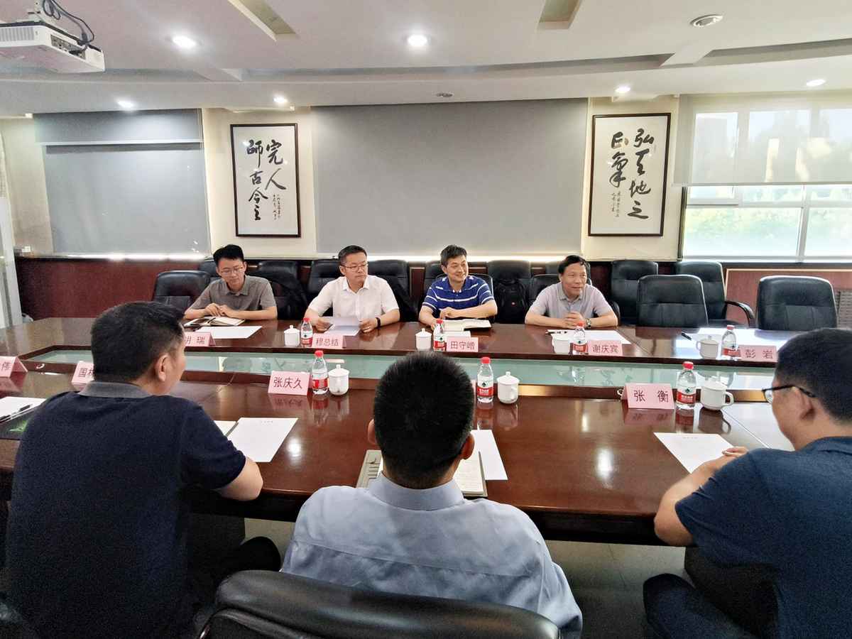 校企合作 | 伟德国际victor·1946源自与中国石油大学（北京）克拉玛依校区石油学院达成战略合作(图2)